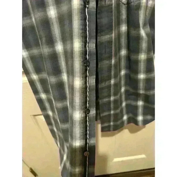 Ariat Pro Series Mens Shirt M Gray White Ventilated Arm Pits Plaid Button Down - Picture 5 of 7